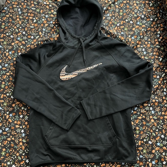 Nike jacket - Picture 2 of 5